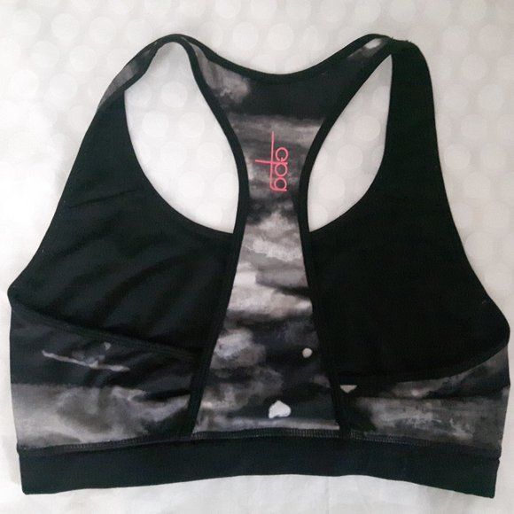 Almost New Yoga top and matching activeware bra - Picture 7 of 7